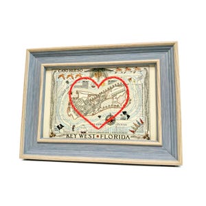 Carte du coeur de Key West | Cadeau de carte personnalisée | Cadeau d'anniversaire personnalisé | Cadeau Saint Valentin | Carte vintage de Key West brodée à la main