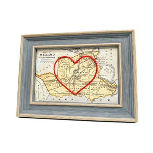 Carte du coeur du comté de Welland | Cadeau de carte personnalisée | Cadeau d'anniversaire personnalisé | Cadeau Saint Valentin | Carte vintage avec coeur brodé à la main