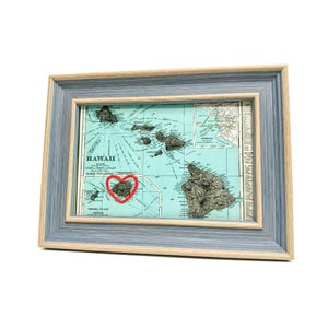 Carte du coeur de Kauai | Cadeau de carte personnalisée | Cadeau d'anniversaire personnalisé | Cadeau Saint Valentin | Carte vintage de Kauai, Hawaii, coeur brodé à la main