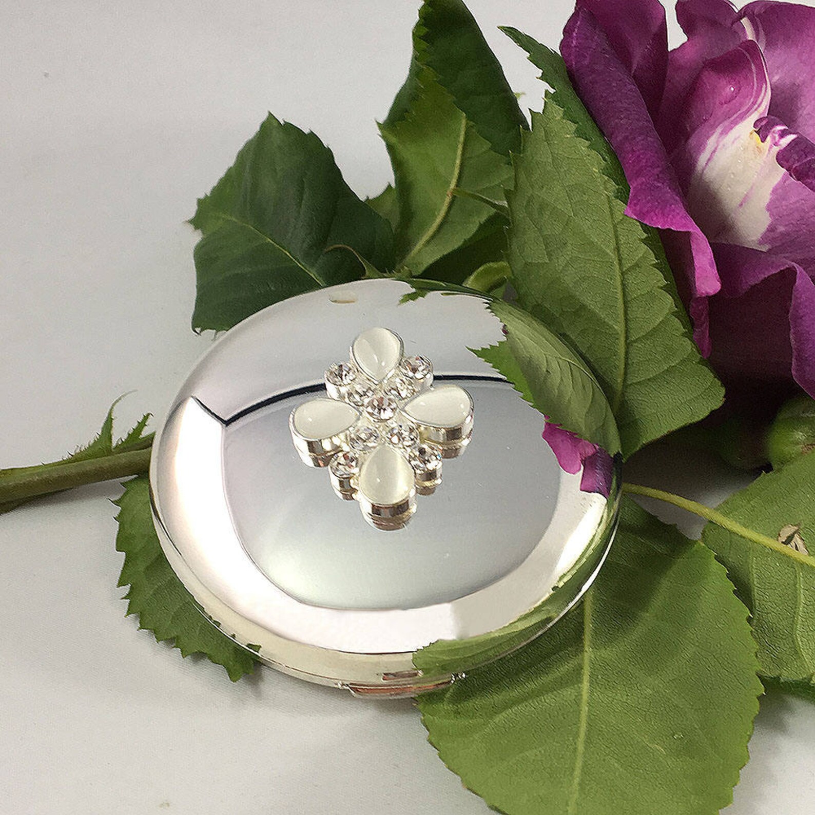 Personalised Round Handbag Mirror With Pearls and Swarovski Etsy UK