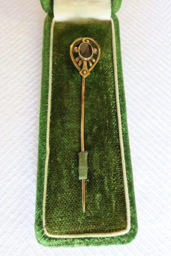 Antique Victorian 10K Gold Amethyst Stickpin in O… - image 4