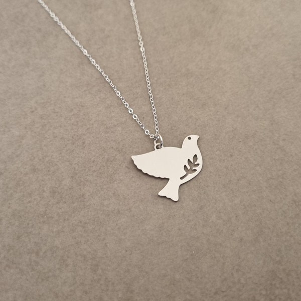 Pigeon Necklace, Pigeon Pendant, Small Pigeon, Bird Pendant, Silver Pigeon, Silver Necklace, Olive Branch, Peace Necklace, Necklace Gift