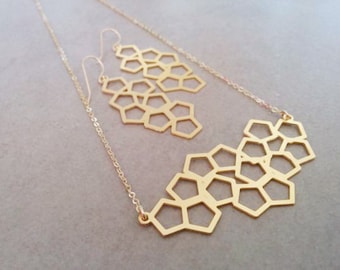 Gold Geometric Necklace, Gold Jewelry Set, Gold Necklace, Gold Earrings, Geometric Earrings, Beehive Jewelry, Christmas, Pentagon Jewelry