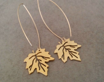 Orecchini in foglia d'oro, orecchini a foglia, orecchini in oro, orecchini pendenti, orecchini invernali, orecchini autunnali, regalo per damigelle d'onore, orecchini canadesi