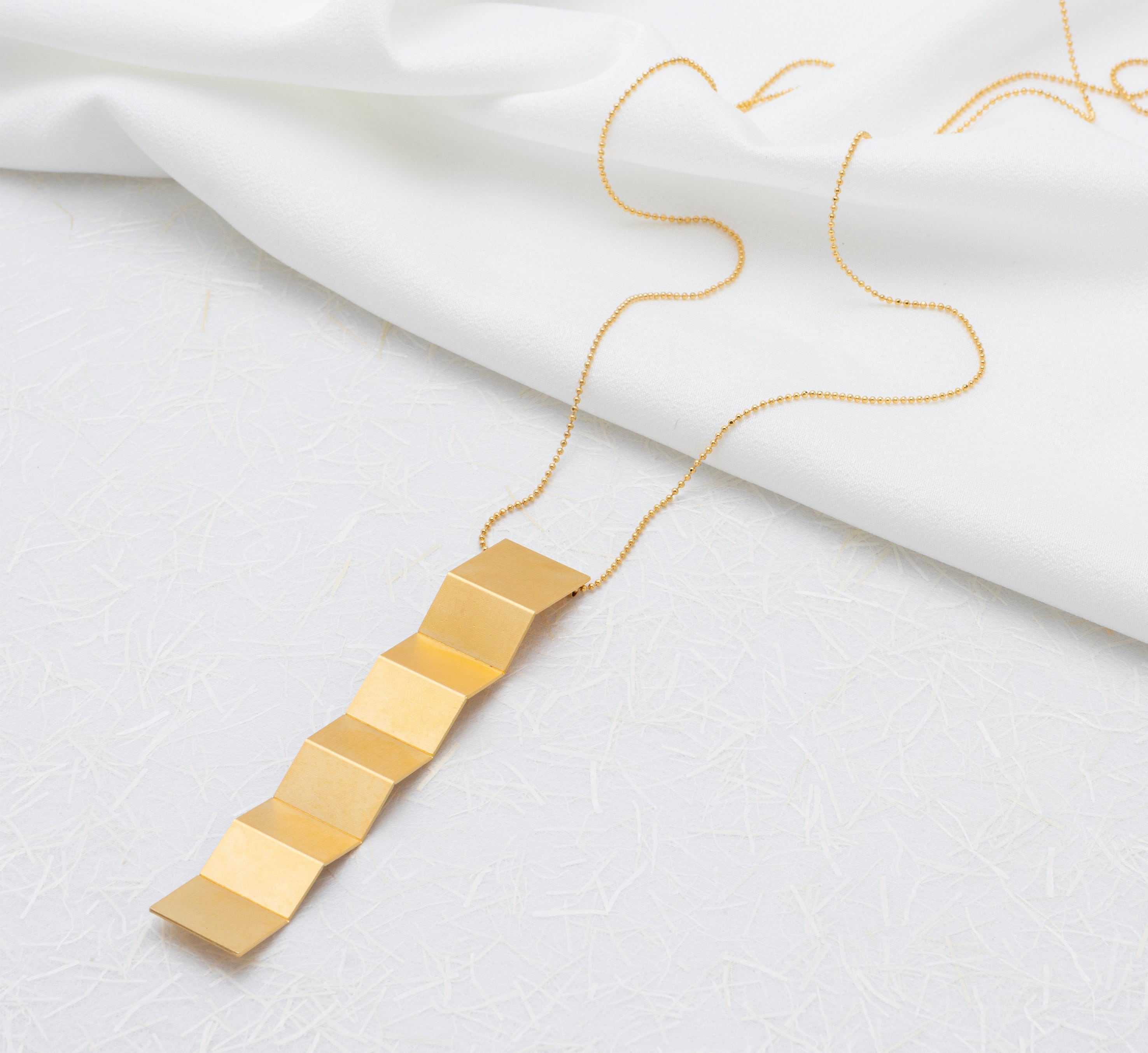 幾何学的デザイン ネックレス ゴールド ゴールド幾何学デザインネックレス L 47cm