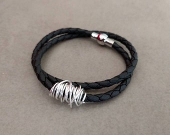 Leather Bracelet, womens leather bracelet , Leather Silver Bracelet, Black leather bracelet, Woven leather bracelet, Leather Cord Bracelet