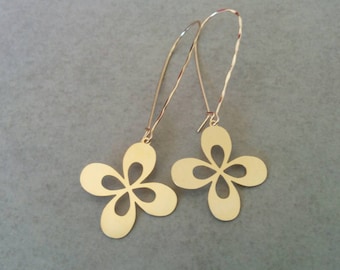 Gold flower earrings - Dangle gold filled earrings - ear wire earring