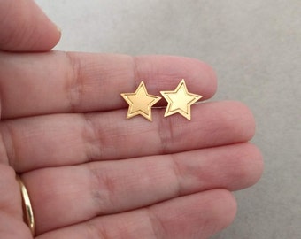 Small star studs, Gold Stud Earrings, Gold Earrings, Stud Earrings, Gold Post Stars, Ear Studs, bridesmaid earrings, Gold Star Studs