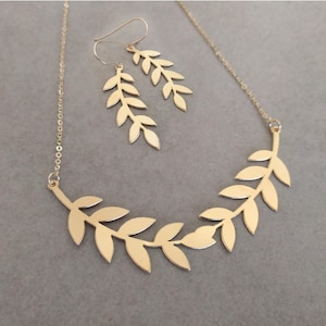 Gold Jewelry Set, Bridal Jewelry Set, Gold Bracelet, Gold Earrings, Jewelry Set, Jewelry, Leaf Earrings, Leaf Necklace, Gold Jewellery Set