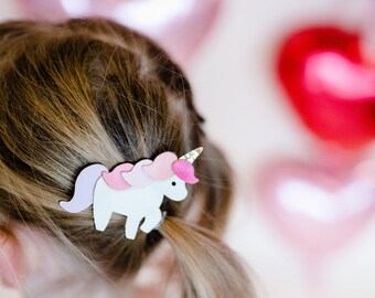 Faux Leather Pink Unicorn Hair Clip, Girls Hair Clip, Girl Hair Bow, Unicorn Hair Accessories, Girls Party Favor, Back to School Hair Bow