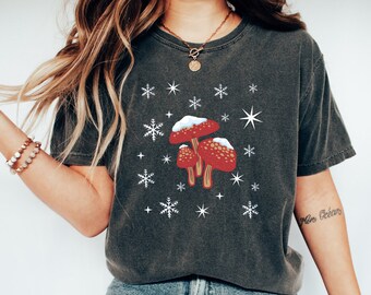 T-shirt champignon, chemise de Noël rétro, chemise de Noël vintage, jolie chemise de Noël, t-shirt aux couleurs confortables, vêtements champignons