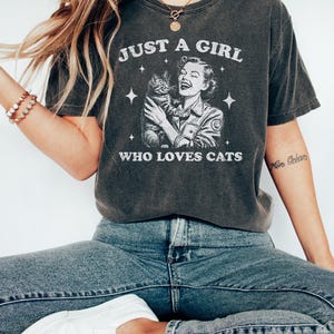 Funny Cat shirt, Cat shirt, Cat shirt, Gift for Cat mom, funny t-shirt, Gift for Cat lover