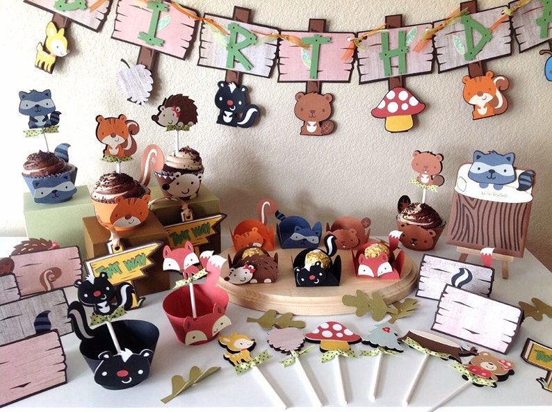 12 Woodland place cards forest animals food tents Woodland ...