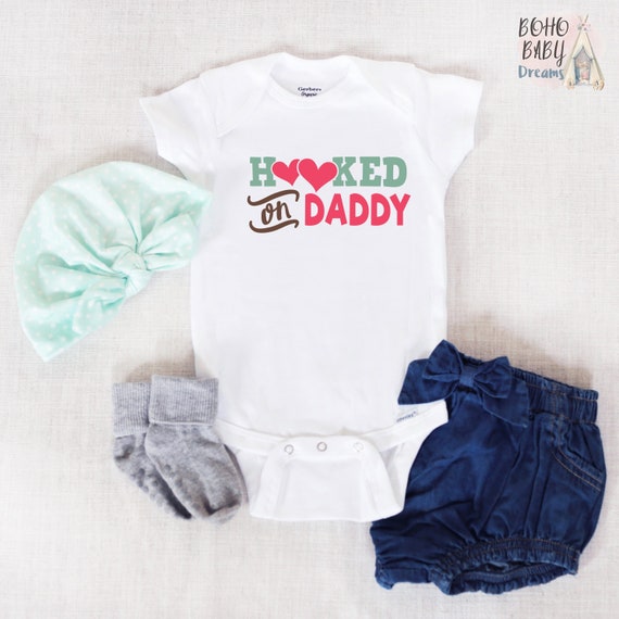 Hooked on Daddy Baby Onesie®, Girls Fathers Day Onesie, Fathers Day Gift, Fathers Day Gift from Baby, Fathers Day Baby Clothes, Daddy Onesie Il_570xn