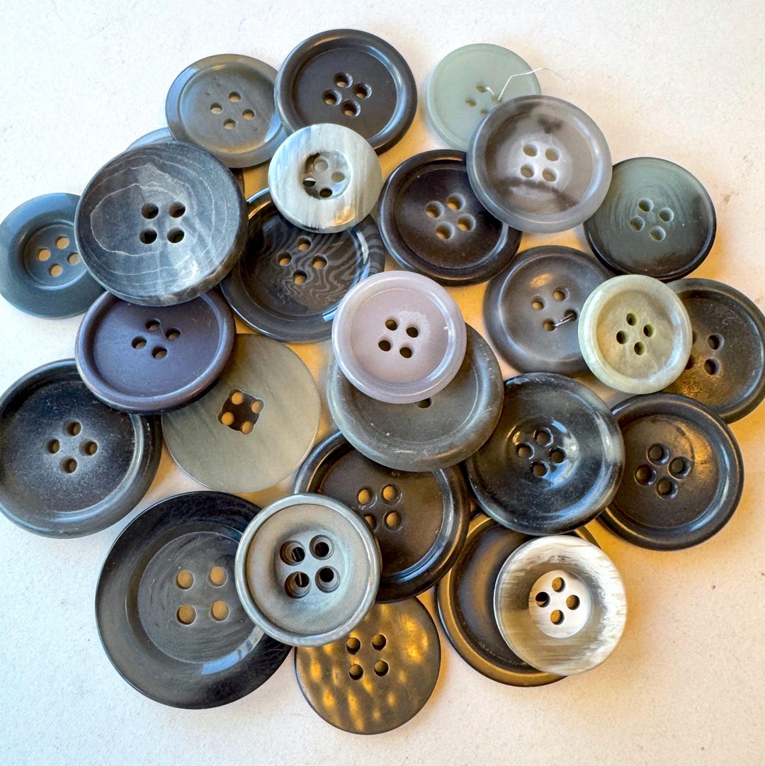 27 Button Vintage Large Buttons, Lot of 27, 1950s-90s - Etsy
