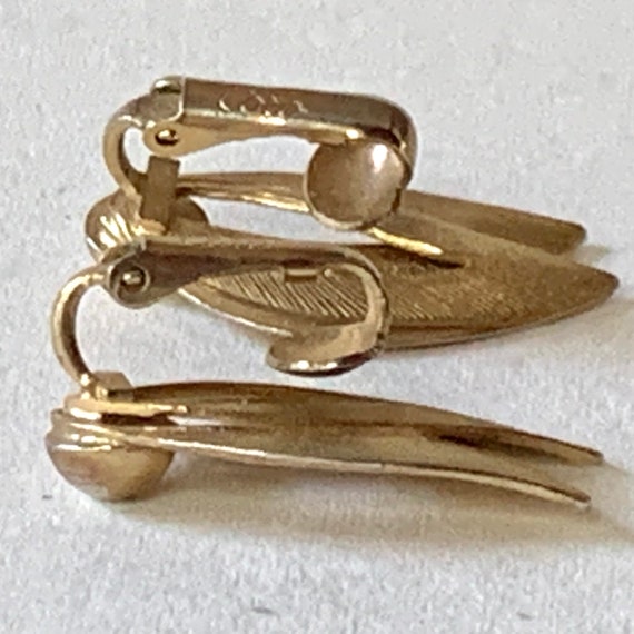 Coro Clip-on Earrings, vintage jewelry - image 5