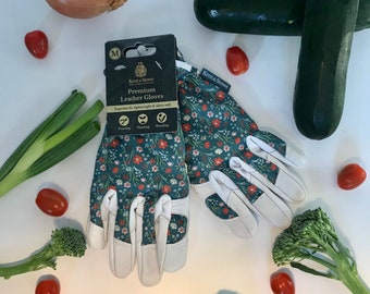 Ladies Gardening Gloves with Vegetable Seeds