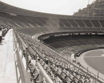 Vue du pont supérieur du stade Candlestick Park en fin d'après-midi en 1991 Photographie - Rappelez-vous d'avoir regardé le football et le baseball à San Francisco