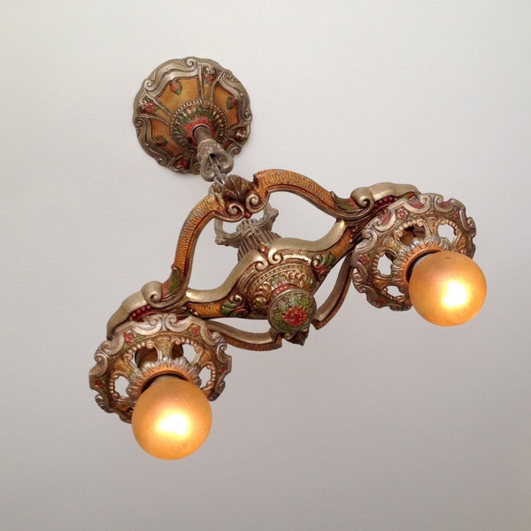 Casa colgante Lámpara Araña, de 1910, restaurado y renovado, Original multicolor con pátina, cocina pasillo dormitorio baño