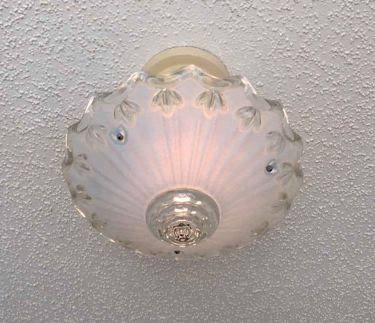 Vintage 3 chain sale ceiling light fixture