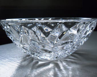 crystal glass bowl bohemia crystal rock cut 6 tiffany crystal bowl etsy crystal glass bowl bohemia crystal rock cut 6 tiffany crystal bowl etsy