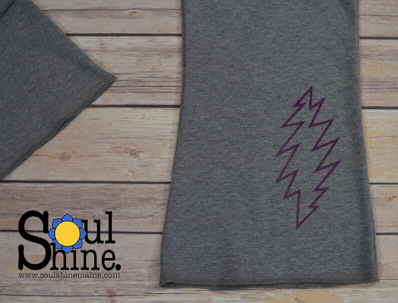 Yoga Capri Pants GRATEFUL DEAD Basics Fold Top Legging GRAY Cotton with Purple Stealie 13 Point Lightning Bolt Sizes Small Medium Large Grey