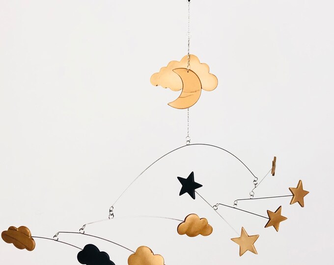 monochrome baby mobile