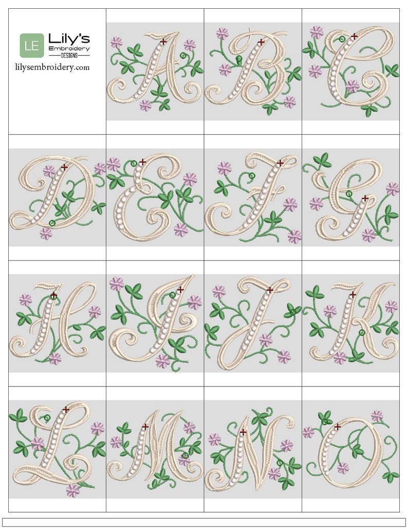 Puede incluir: Una cuadr&iacute;cula de letras bordadas de la A a la O, cada una en una fuente decorativa. Las letras son de color beige con un borde perlado y est&aacute;n adornadas con vides verdes y peque&ntilde;as flores moradas. El logotipo de Lily's Embroidery es visible.