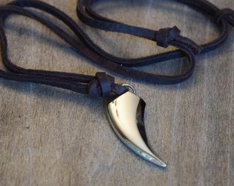 Fang Necklace, Men's Leather Claw Necklace, Adjustable, Wolf Tooth Necklace, Leather Talon Necklace, Unisex, Dragon Claw Necklace, Daenerys