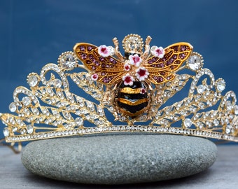Honey Bee Crown, Gold Bee Tiara, Queen Bee Tiara, Flower Girl Headband, Rhinestone Bumble Bee, Bride to Bee Crown, Garden Wedding Tiara