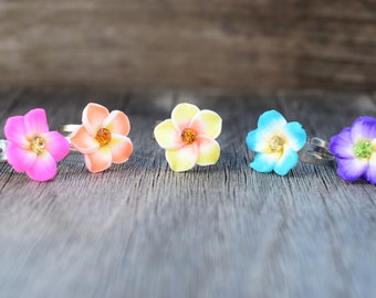 Kids Hawaiian Flower Rings, Small Adjustable Ring for Children, Polymer Clay Plumeria Rhinestone Rings, Gift for Little Girl, Kid Size Ring