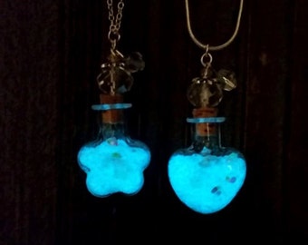 Glowing Star Dust Necklaces, Glow in the Dark Bottle Necklace, Unique Gift, Glowing Star Necklace, Glowing Bottle, Stardust, Glowing Heart