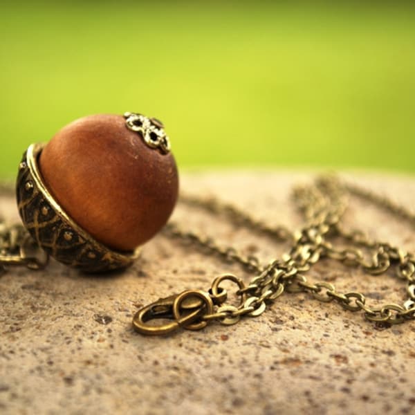 Acorn Necklace, Peter Pan Necklace, Wood Acorn Necklace, Fall Necklace, Peter's Kiss Necklace, Autumn Nut Pinecone Jewelry, Wooden Jewelry