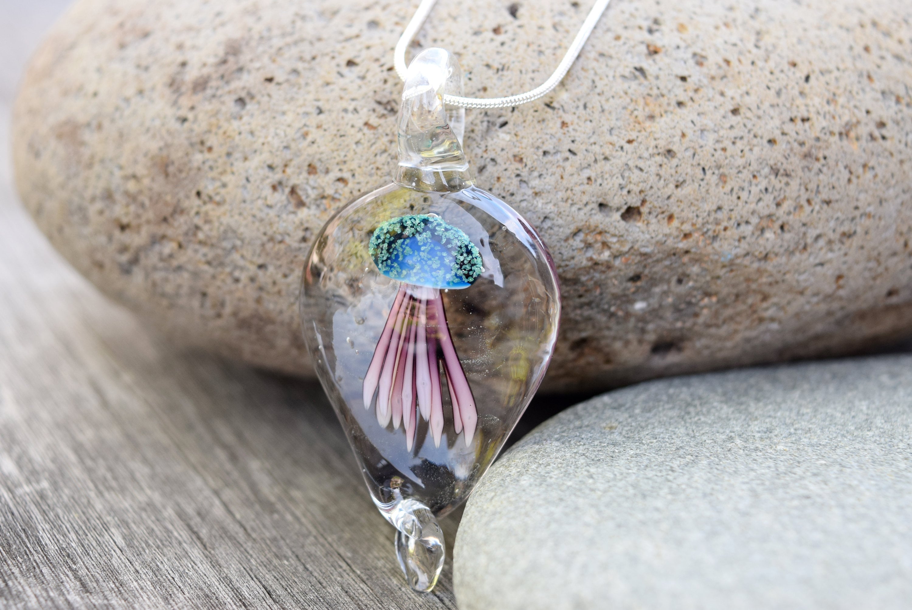 Jellyfish necklace store