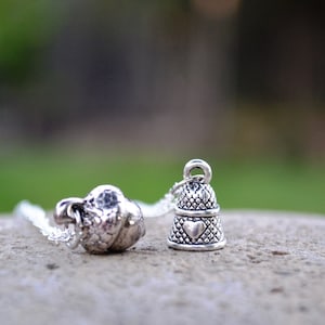 Peter Pan Best Friend Necklaces, Peter and Wendy Darling Kiss Friendship Necklace, Acorn Thimble Couples Necklaces, Dainty Acorn Necklace