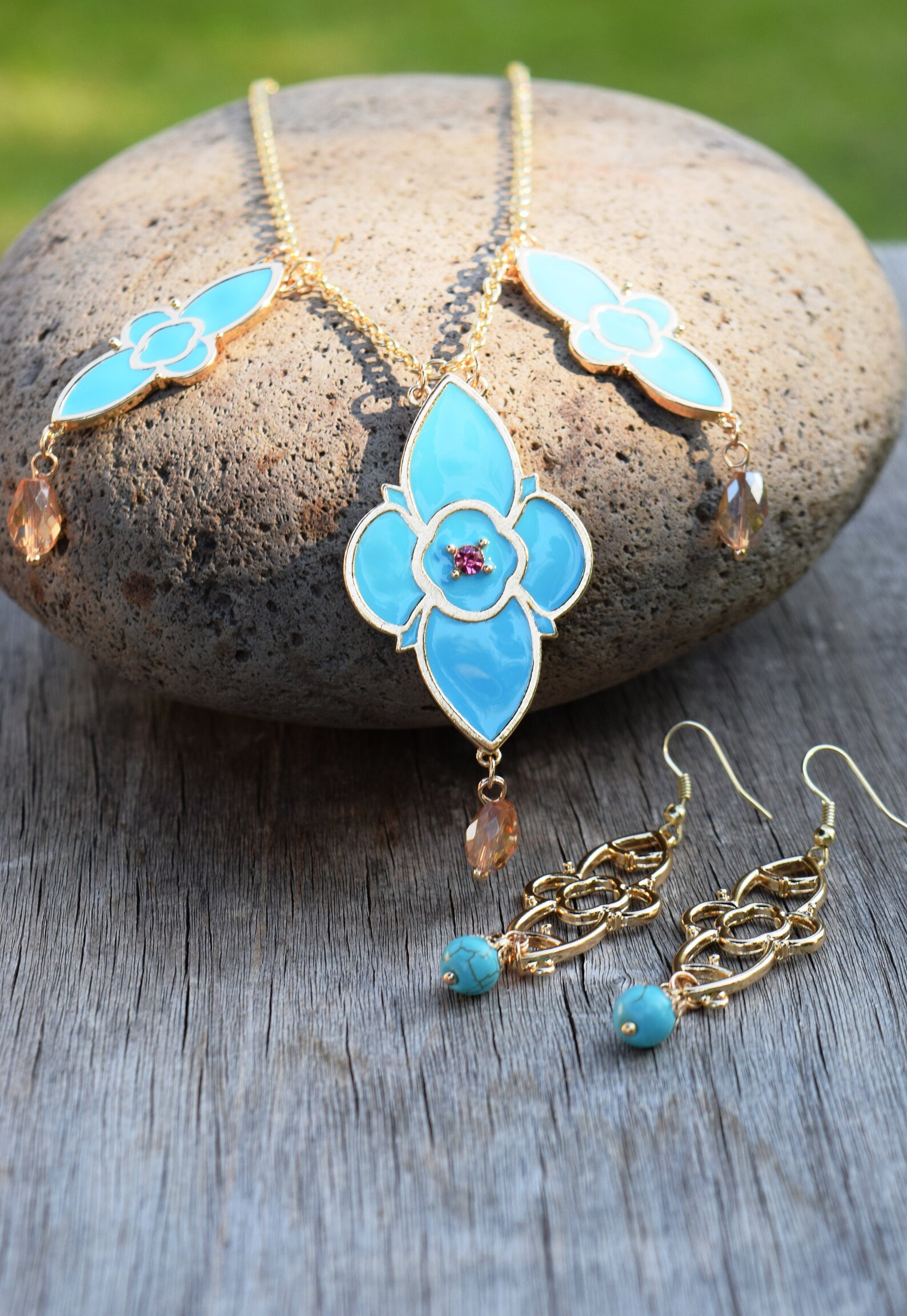 Jasmine Aladdin Earrings & Necklace 2019 Live Action Movie Etsy