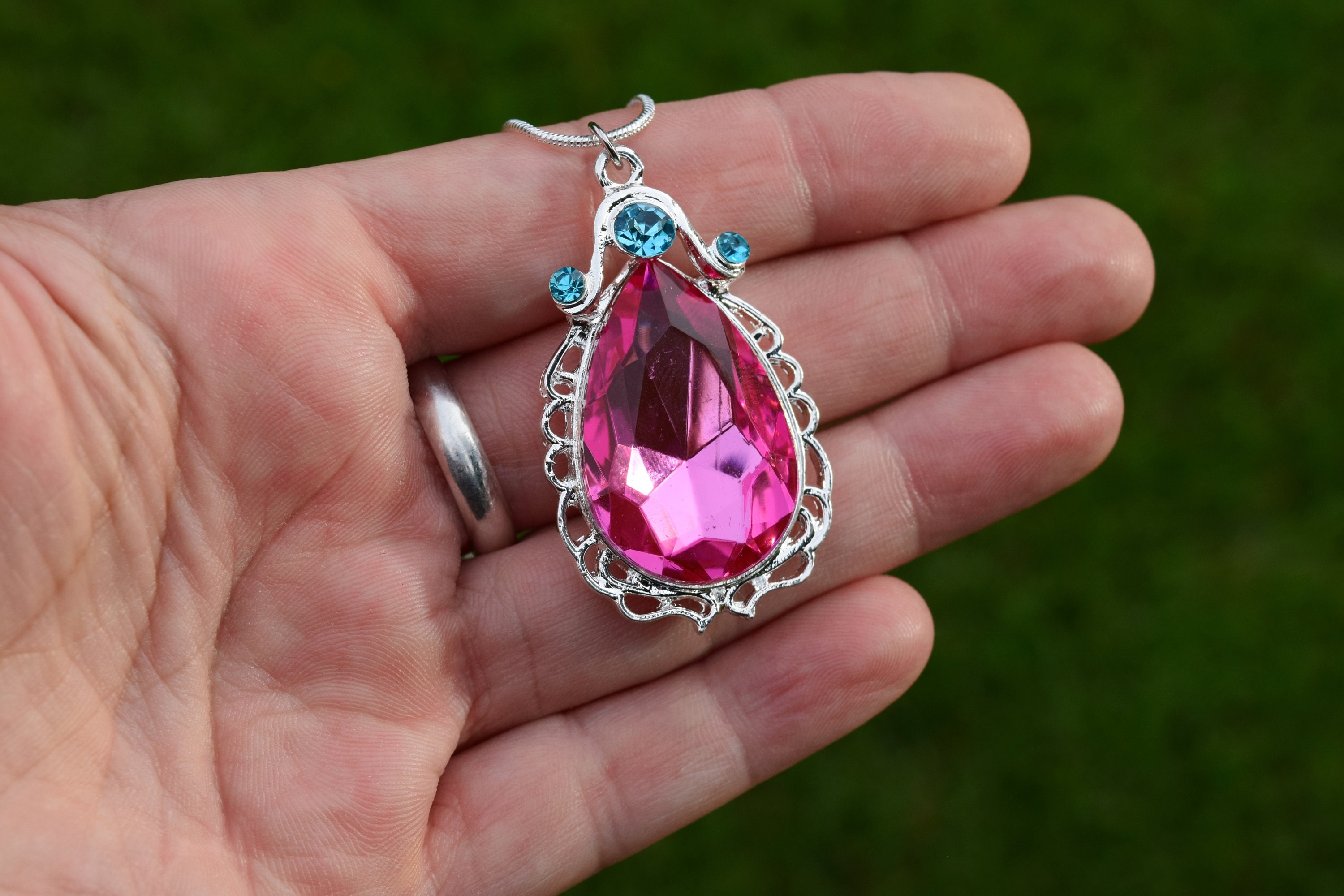 Pink Sofia The First Amulet Necklace Amulet Of Avalor Reproduction 