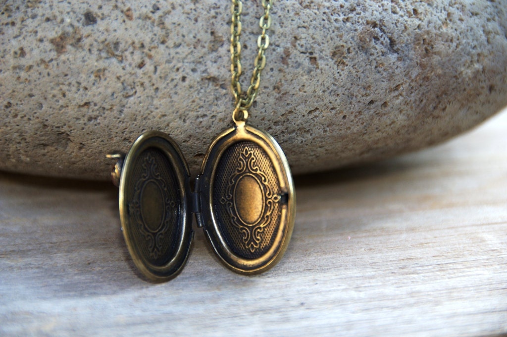 Owl Locket Necklace, Antique Gold Rhinestone Owl Necklace, Bronze Photo