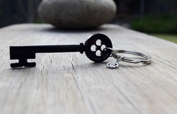 Black Key Clip