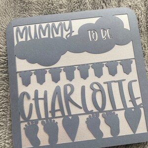 personnalisée Papercut : future maman | Carte de fête de naissance | Nouvelle maman ~ Carte spéciale unique avec son nom