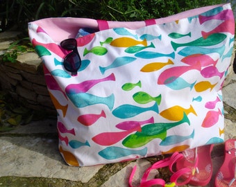 Grand Sac de plage en tissu enduit poissons multicolore et rose