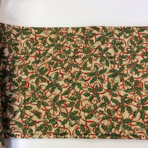 Christmas Tablerunner/ Reversible/42”/57"/72" Long by 12-3/4” Wide/Holly/Green Stripe With Gold bild 5