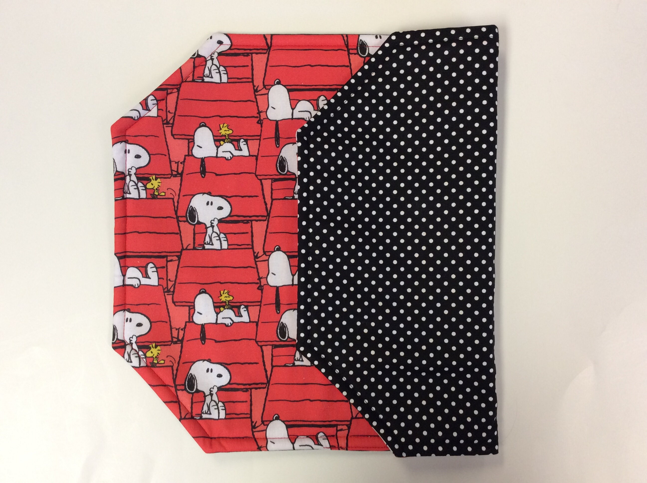 SNOOPY/PEANUTS/Placemats/Reversible/Snoopys House/Set of 4 Or | Etsy