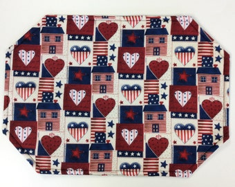 Americana Placemats/Set of 2/ Reversible/Hearts and Home