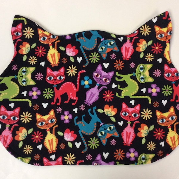 Kitty Petmat Placemat/Wide Eyed Kitties/Cat Mat/Shaped Placemat