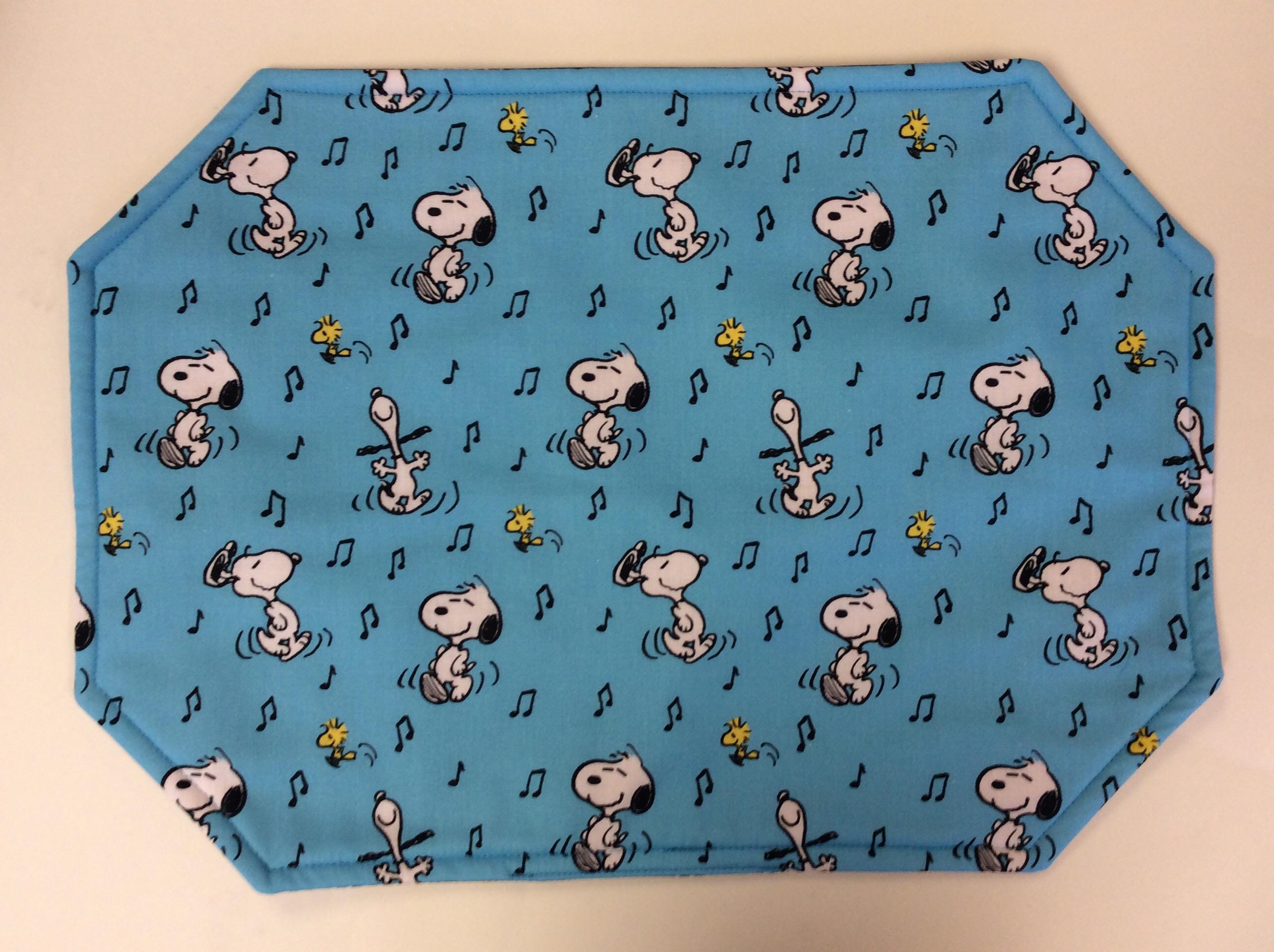 Placemats/Reversible/Set of 4 Or 6/Sky Blue/Music Notes