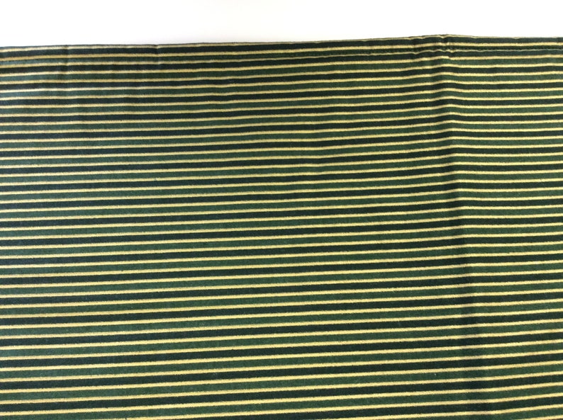 Christmas Tablerunner/ Reversible/42”/57"/72" Long by 12-3/4” Wide/Holly/Green Stripe With Gold bild 4