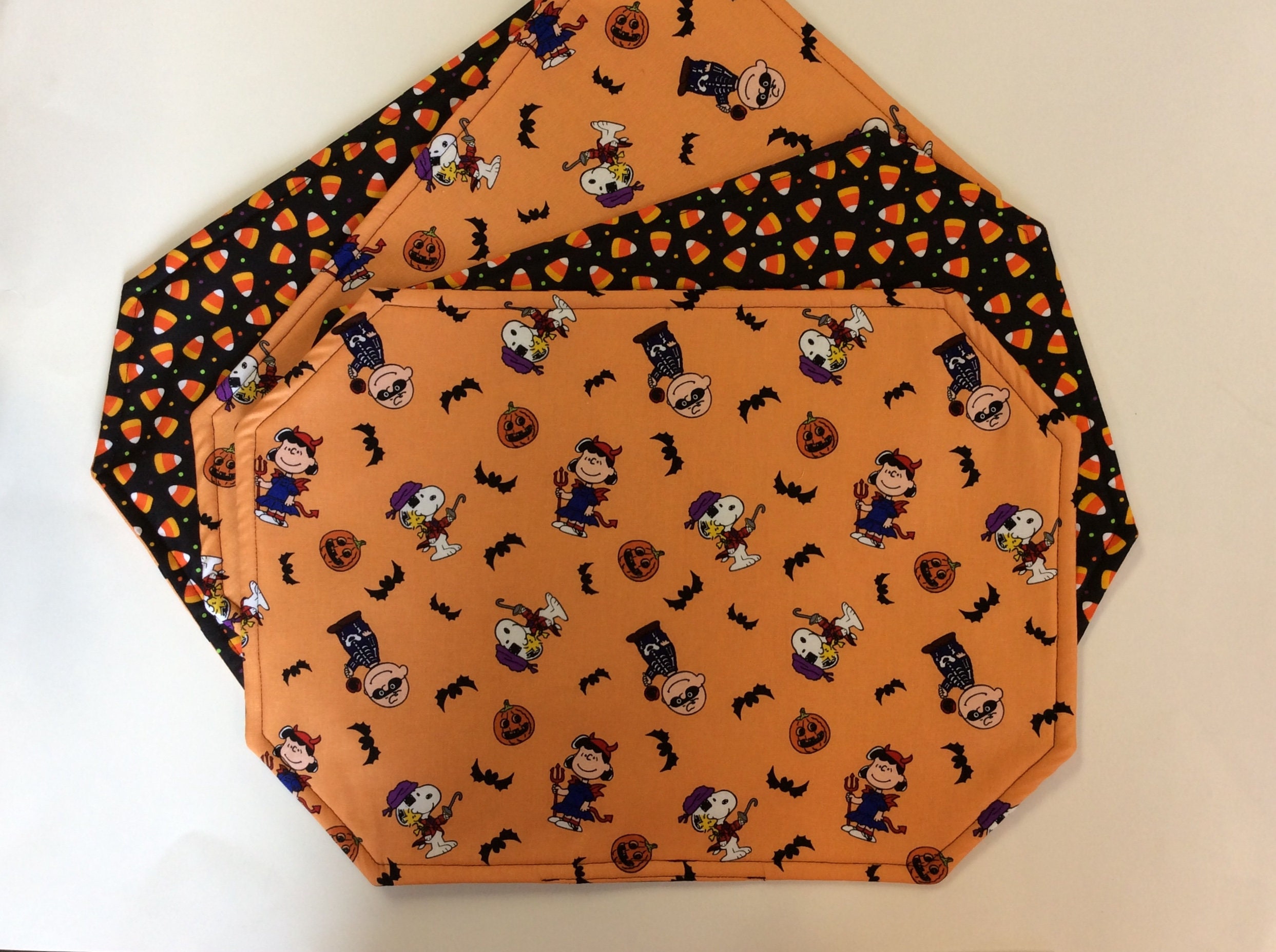 Snoopy/peanuts/placemats/charlie - Etsy