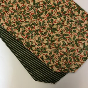 Christmas Tablerunner/ Reversible/42”/57"/72" Long by 12-3/4” Wide/Holly/Green Stripe With Gold bild 1