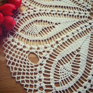 White crochet doily, Handmade table decoration, home decor, Centerpiece, Gift Idea
